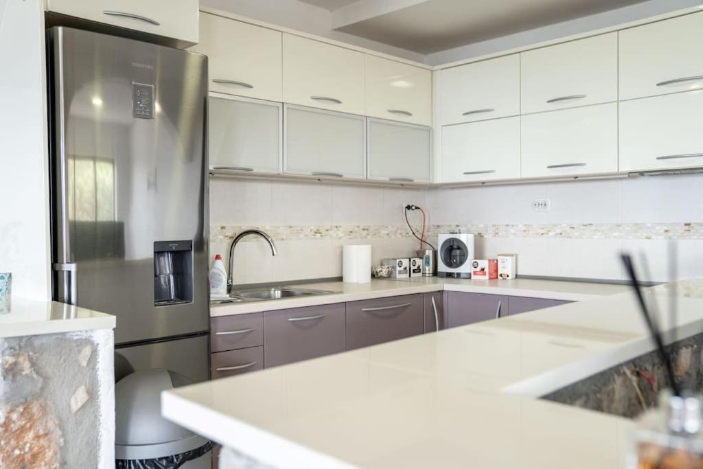 Casa Farmak - 4 Bedroom Lux Apartment With Infinity Pool & Lake View Ohrid Exterior foto