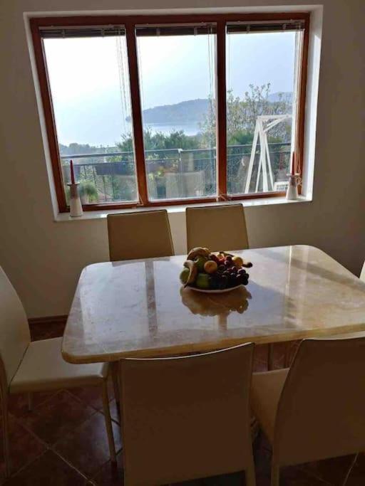 Casa Farmak - 4 Bedroom Lux Apartment With Infinity Pool & Lake View Ohrid Exterior foto
